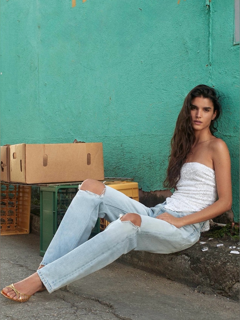 ZARA low rise ripped straight leg Jeans